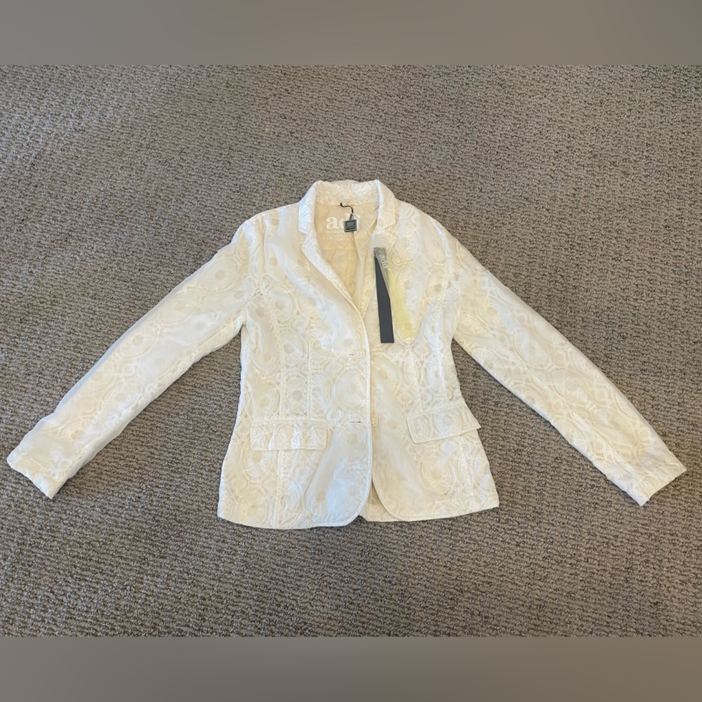 ADD white spring jacket